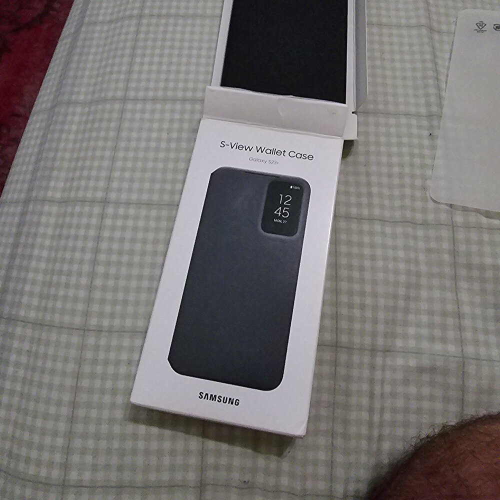 Samsung s23 Plus Smart View Case Never Used